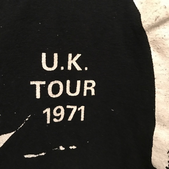 Sold@@ - Picture 3 of 5